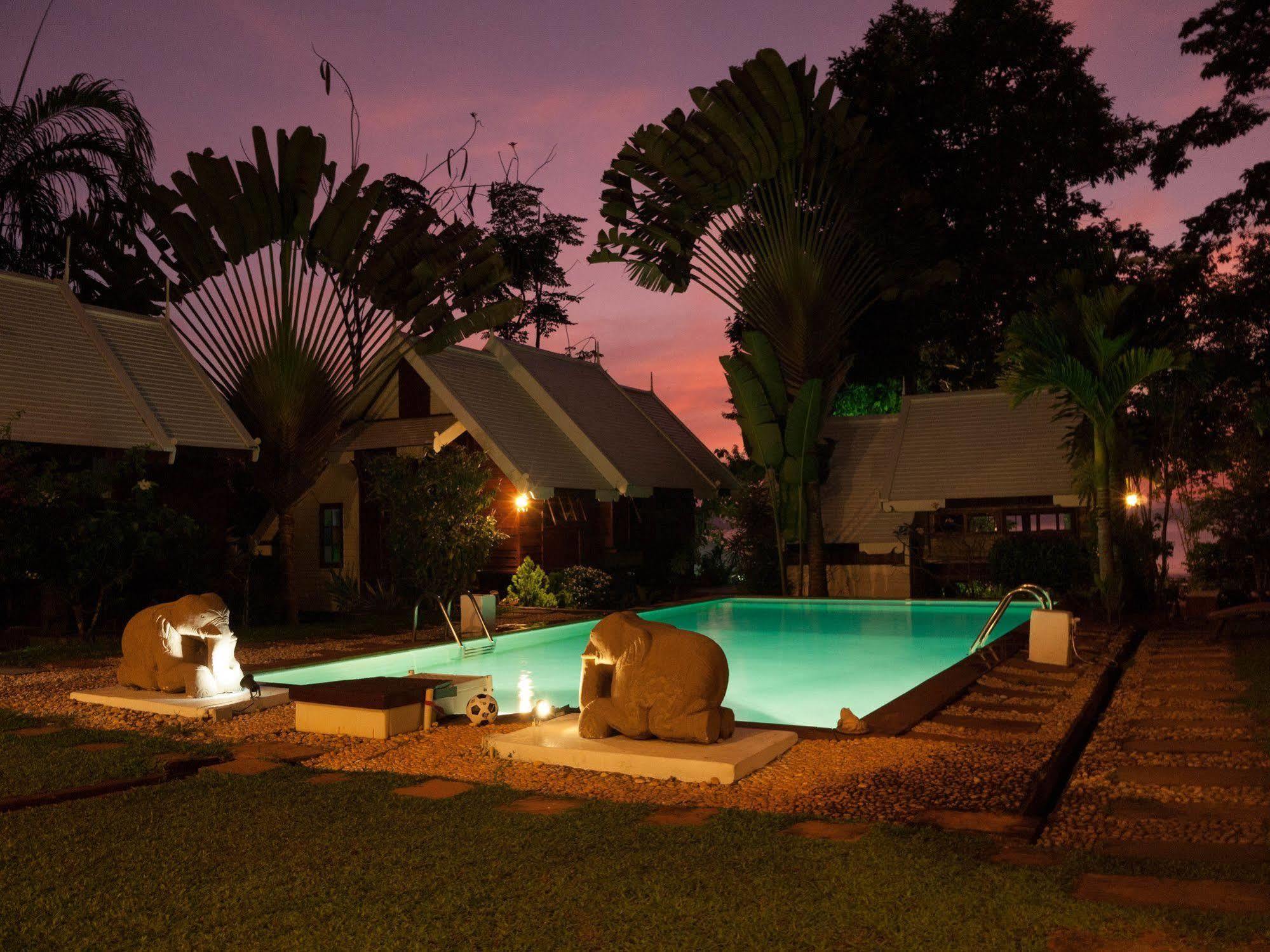 Le Passe-Temps Hotel Tha Lane Bay Ngoại thất bức ảnh