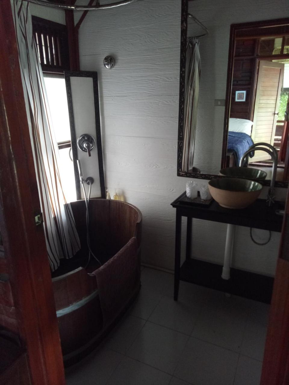 Le Passe-Temps Hotel Tha Lane Bay Ngoại thất bức ảnh